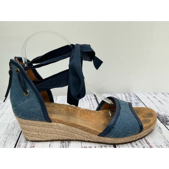 UGG Womens Amell Wedge Heel Sandals Denim Lace Up Open Toe Navy Blue Size 7.5 - Picture 2 of 12